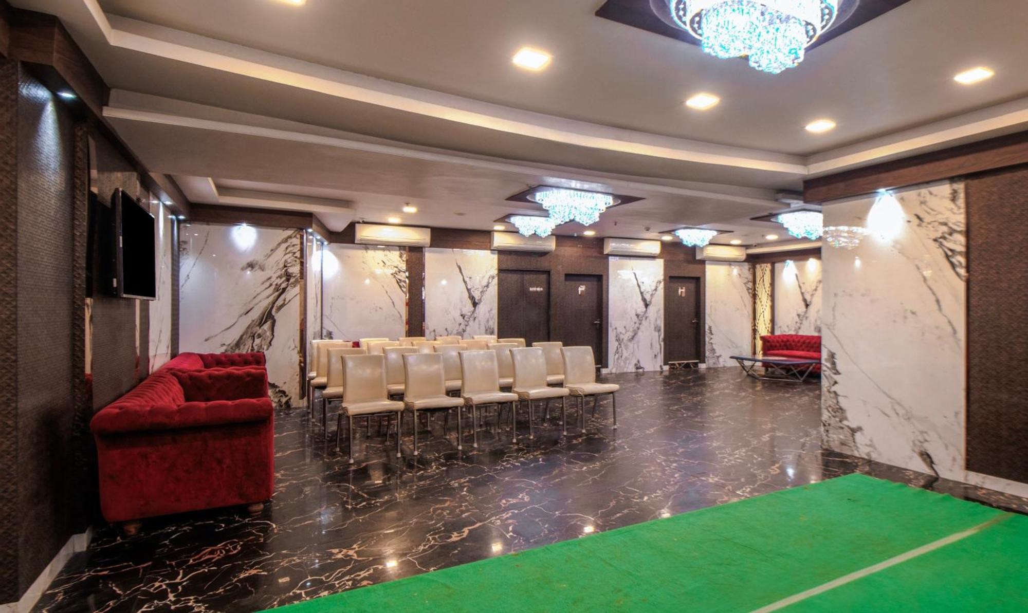 Hotel Orion Crystal Kolkata Exterior photo