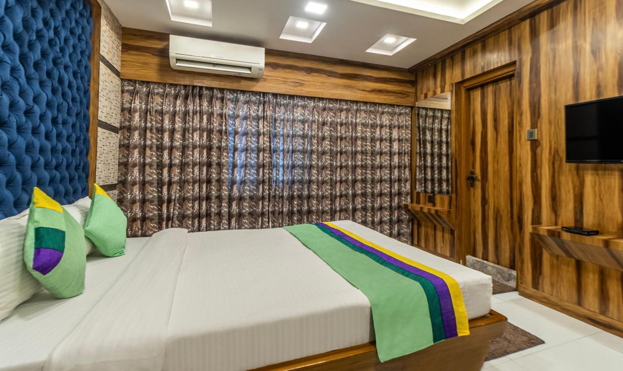 Hotel Orion Crystal Kolkata Exterior photo